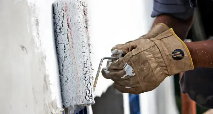 pintar una fachada a bajo coste en Amoeira, Orense