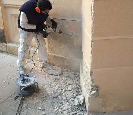 servicio de picada de fachada en rua, orense